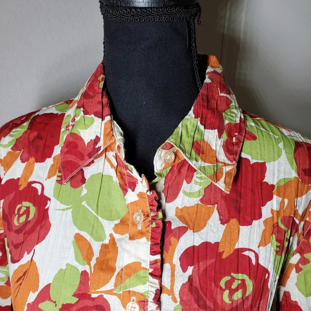 FIELDGEAR Women's Floral Ruffle Trim Buttondown Blouse Size Large NWOT - Picture 9 of 15
